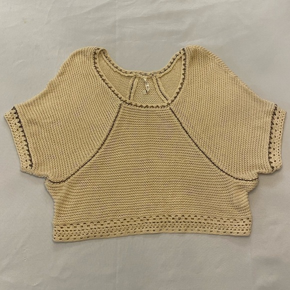 Willow & Clay Tops - WILLOW & CLAY Knit Cropped Blouse with Metal Chain Detail, XS